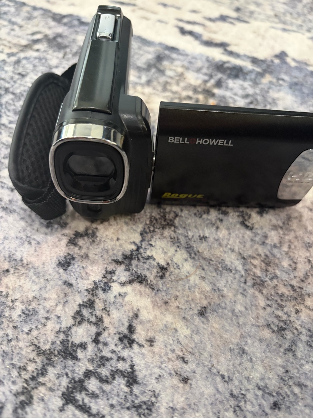 Bell + Howell DNV6HD Rogue HD Camcorder - Parts /AS IS Missing battery